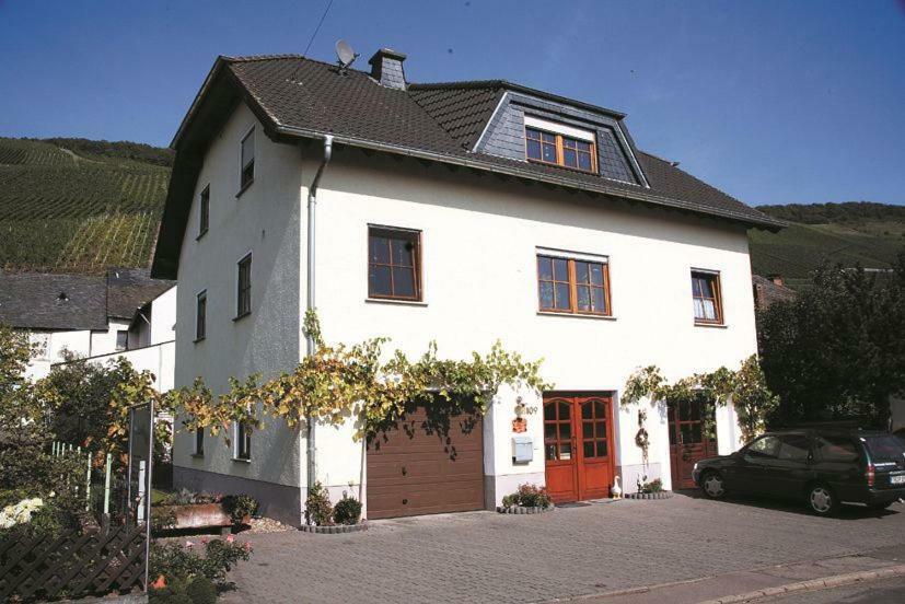 Weingut Berweiler Hotel Klusserath Екстериор снимка